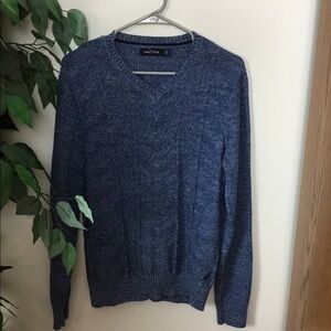 Nautica Mens v neck long sleeve sweater medium shades of blue